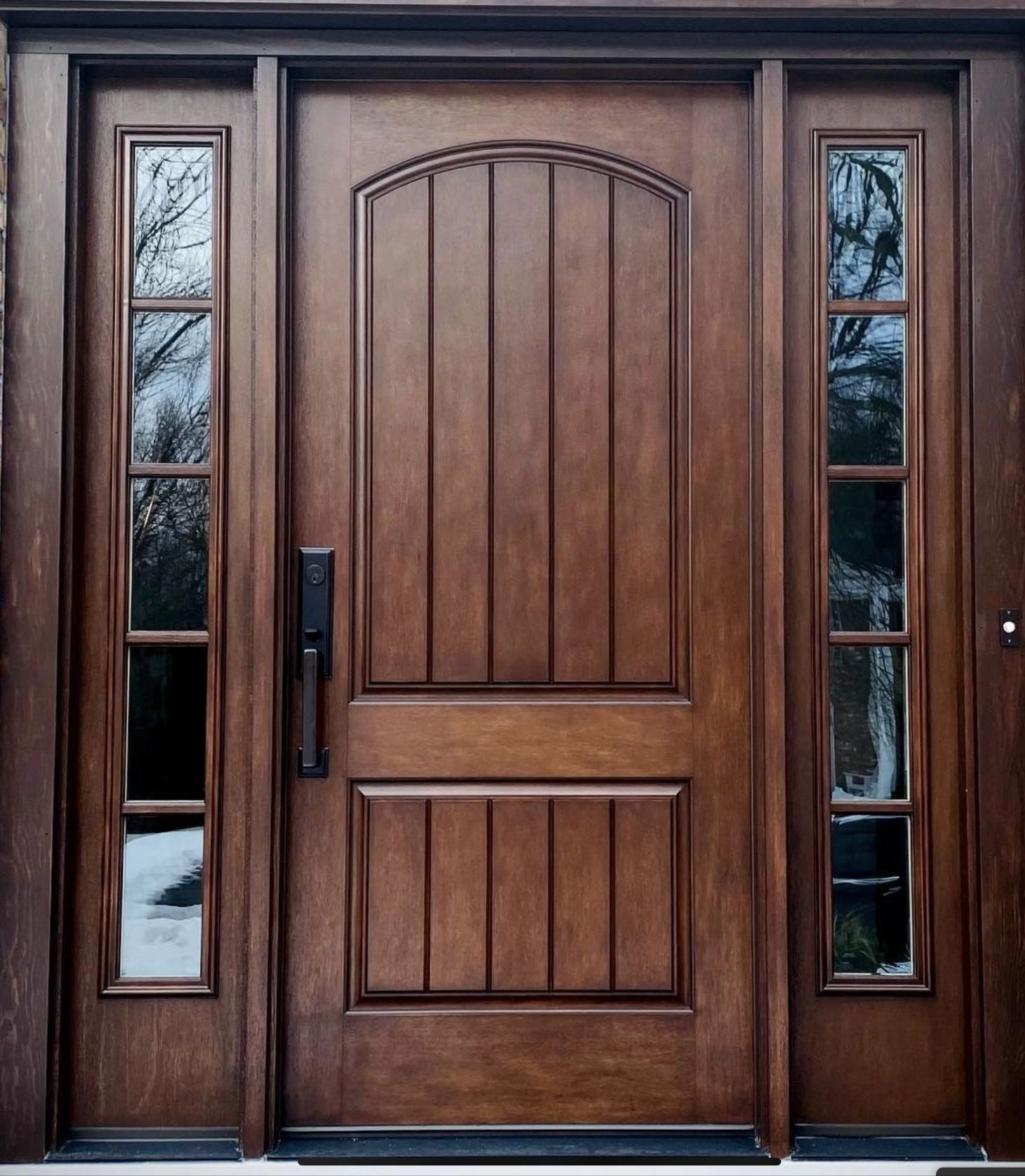 SOLIDOR STABLE FRONT